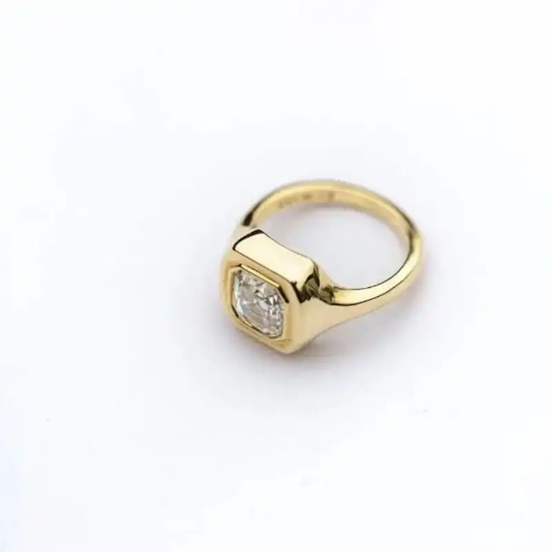 /public/photos/live/233 (4).webp